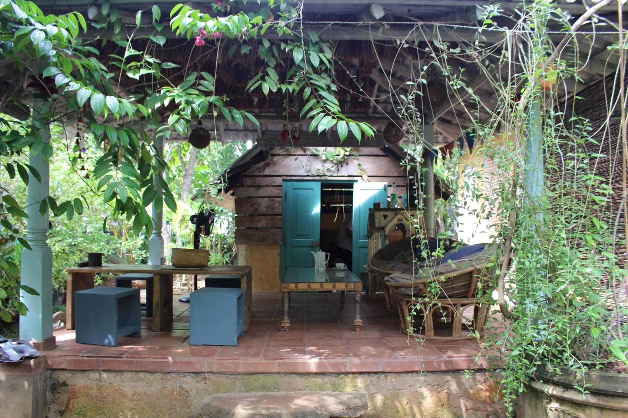 Villa Ovita Talpe Exterior photo