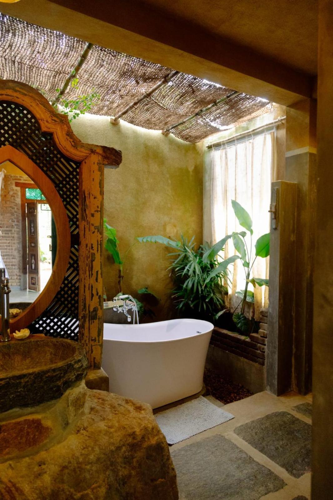 Villa Ovita Talpe Exterior photo